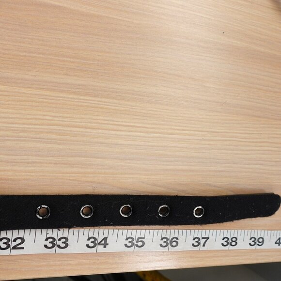 VINTAGE Lord Taylor Belt‎ Womens M Black Wool Skinny Grommet Gunmetal 90s Grunge - Picture 9 of 13